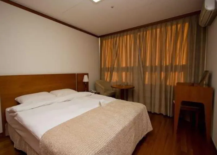 Hotel Coatel Chereville